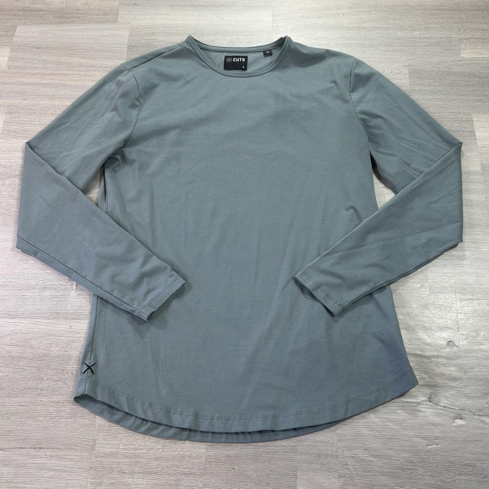Cuts Shirt Mens Medium Gray Long Sleeve Curved Hem Stretch Crewneck Tee Casual